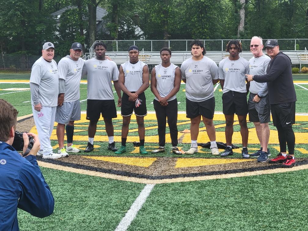 datboiadamd1's tweet photo. One of the top performers of the US Army Combine
@USArmyBowl @ArmyBowlCombine @IHSSpartanFB https://t.co/SDqFbMJRmo