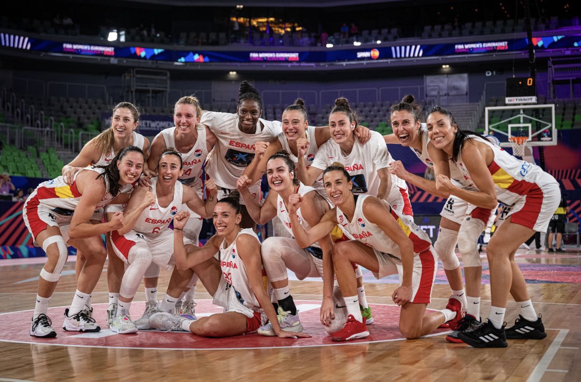 Qué EQUIPAZO!! Estamos en otra final de nuevo 🔥 🔥 🔥 #eurobasketwomen2023