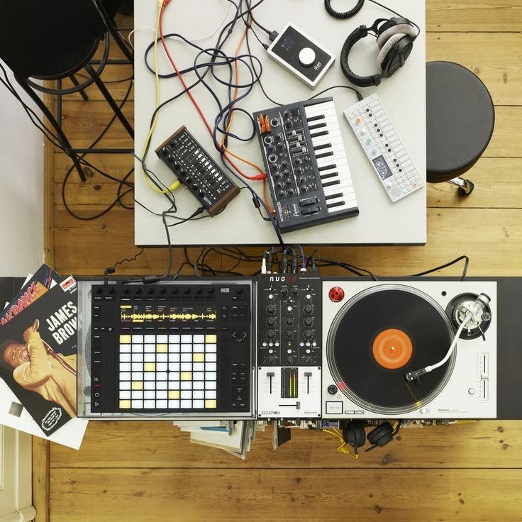 rivervanstyle's tweet photo. Ableton Aesthetic. https://t.co/psWF88qeZN