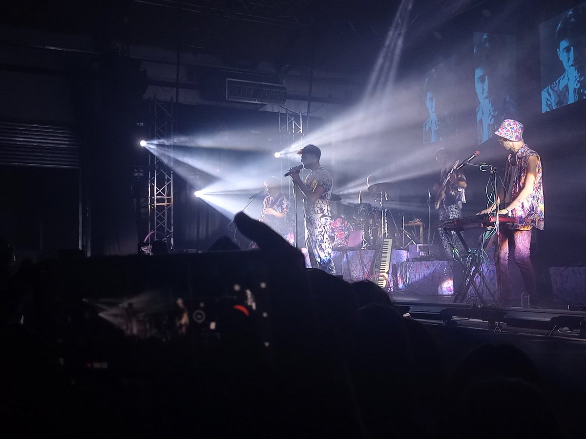 Changedbass's tweet photo. Ayer en el concierto de Alan Sutton y las criaturitas de la ansiedad!
#AlanSutton https://t.co/7AS1UQzxsP