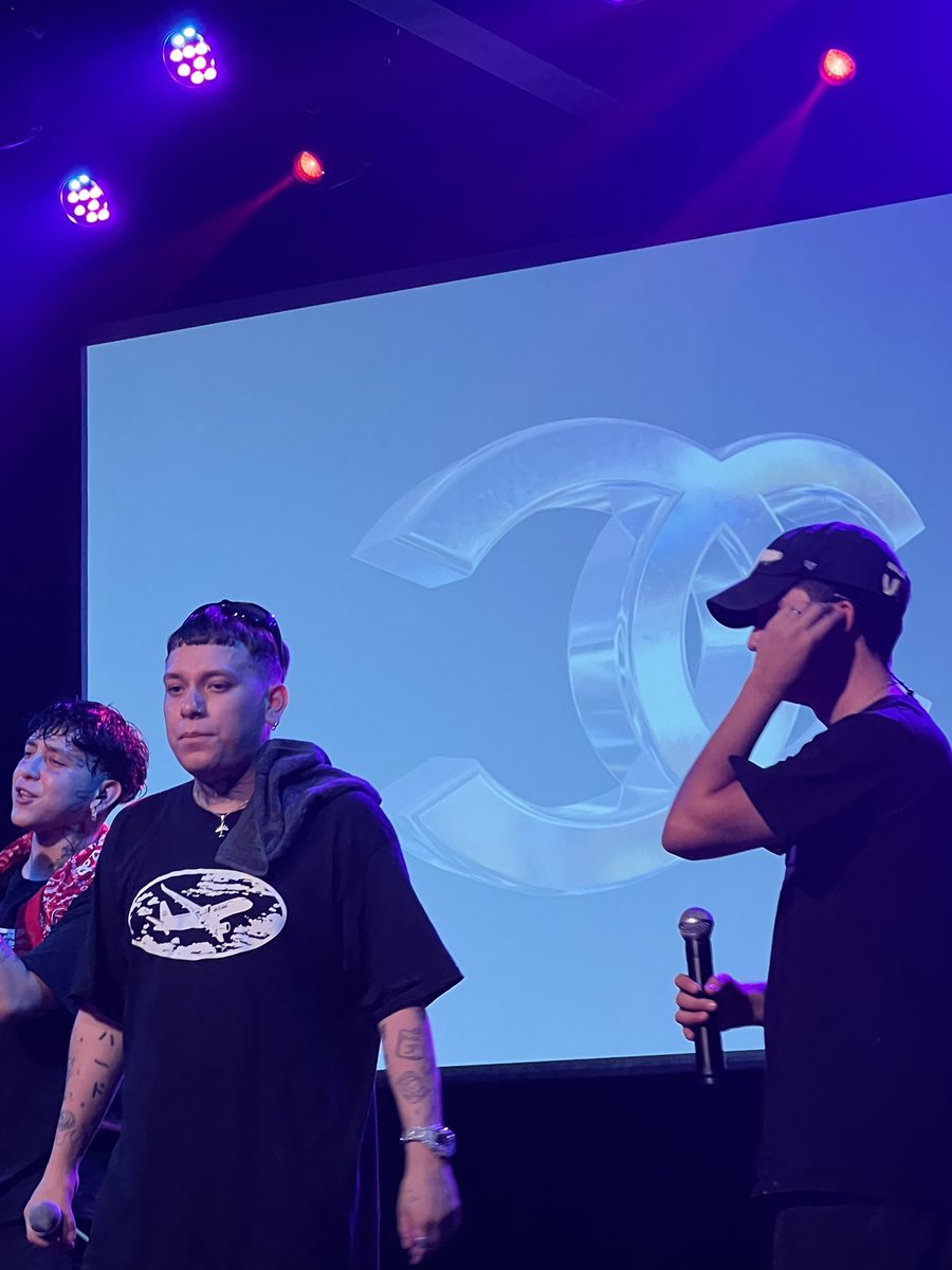 La mejor anti boy-band del mundo llegó a nuestro escenario con su gira “No Me Busques Donde Mismo”, encendiendo nuestra casa con su mezcla de ritmos único de Pop, R&amp;B y Hip-Hop. 🔥🎤

¡Gozamos como nunca a <a href="/aquihayaquihay/">AQUIHAYAQUIHAY</a>! 🤩