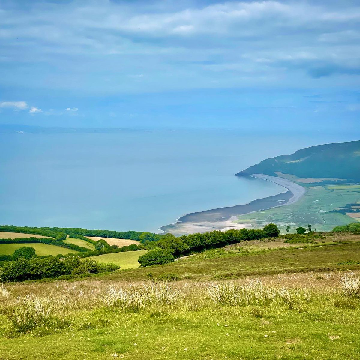 Killed some flies today around Exmoor and the north Devon coast. Lovely day for it! 🏍️☀️