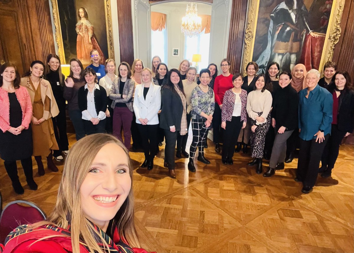 AgataLupomeska's tweet photo. #TodayMarks the first ever International Day of #WomenInDiplomacy ๐ฉ๐ผโ๐ผ
Working in diplomacy was one of my biggest dreams ever and I am glad that I can work at @PolandMFA ๐ต๐ฑ surrounded by many hard-working women experts who are an inspiration to me ๐ซ
#IDWD #KobietywdyPLomacji https://t.co/bUUGjU17TZ