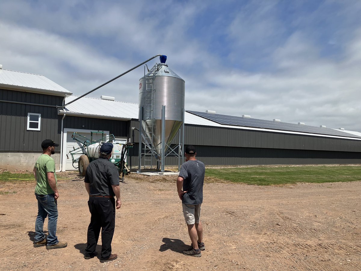 Second stop in #NS today was Bayview Poultry Farms! I learned about the hard work of Nova Scotia’s egg producers and their contributions to #CdnAg. Thank you to the Jennings family for hosting me! #AgMatters #NSag @GetCracking @eggsoeufs @EggFarmersofNS