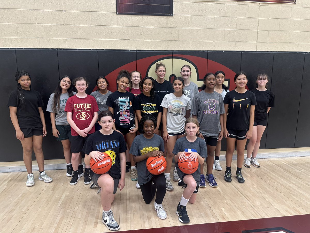 SaginawGBB's tweet photo. What a great week we had at the Lady Rough Riders basketball camp! https://t.co/AlHPyqlXUB