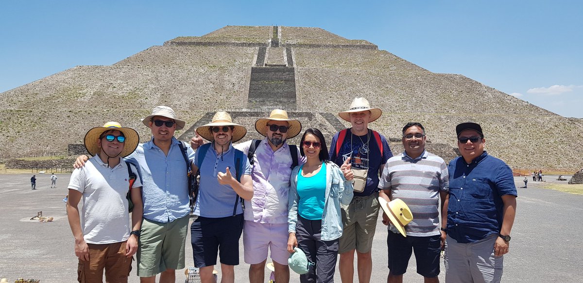 Last day in #MexicoCity. Superb visit to the historical centre of the city and to the magical place of #teotihuacan with amazing local company of Gerardo Gomez, Yareli Aguirre <a href="/YareliLab/">Yareli Rojas-Aguirre</a>, and Armando Garcia <a href="/AHG_Lab/">Bionano Lab-AHG</a>. Thank you so much for the fantastic hospitality and friendship.