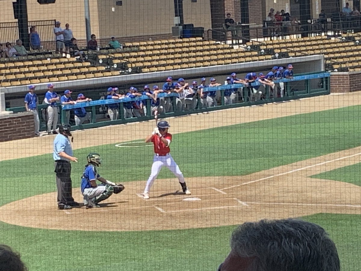 Congrats to the South picking up the win in game one 4-3……⁦<a href="/RyleeSingleton/">Rylee Singleton</a>⁩ went 1-2 w one RBI in the win!!!