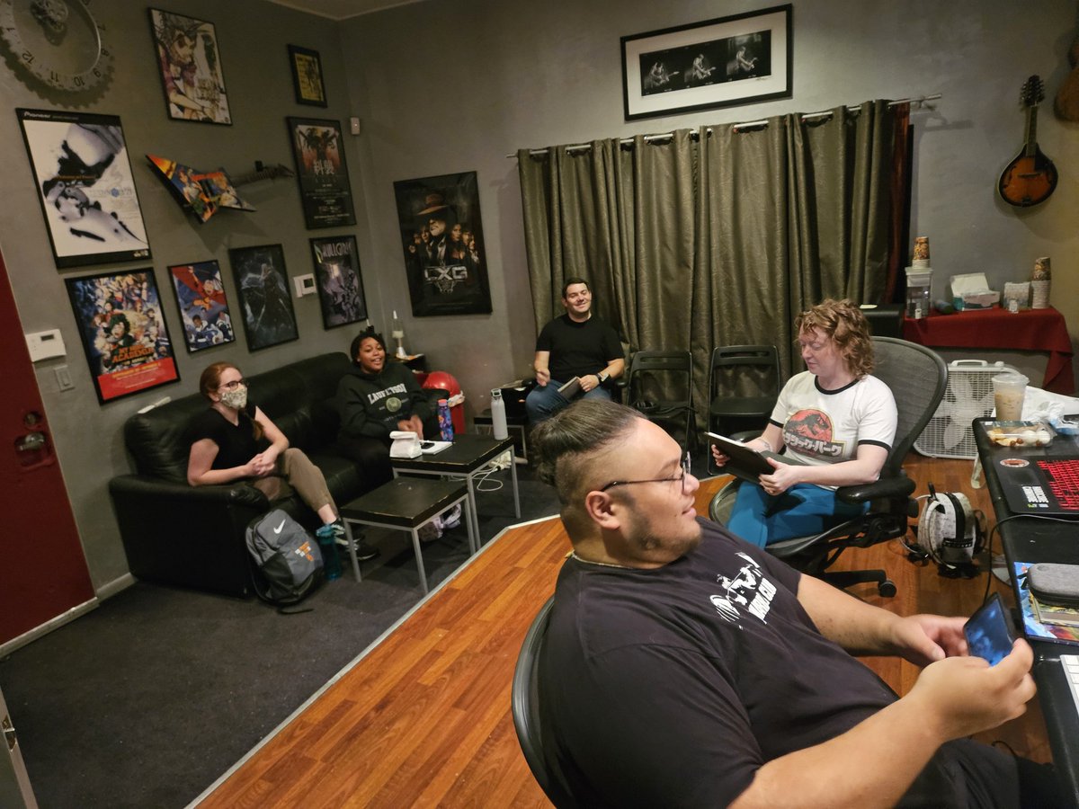 thebirdzulu's tweet photo. Teaching a Voice Acting Dubbing class with .@GeoffBisente! If you're interested in taking classes with me, (available for in person AND remote!) Check out my website https://t.co/z7ySMpkQt0 https://t.co/Y5XYYehoTE