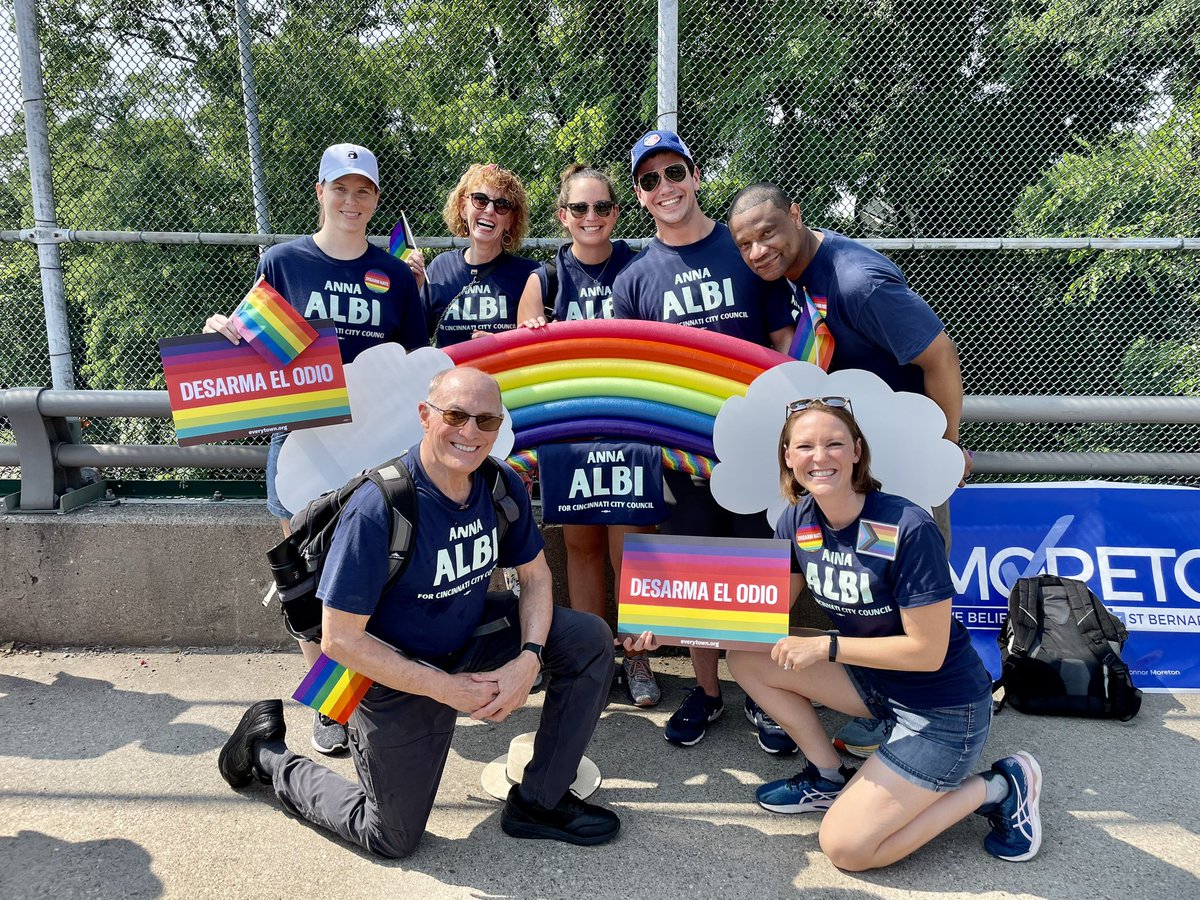 Anna_Albi's tweet image. Had an amazing time at Cincinnati #Pride! #LoveIsLove &amp;amp; we will continue to ensure everyone feels welcomed &amp;amp; accepted in the Queen City! ♥️🧡💛💚💙💜