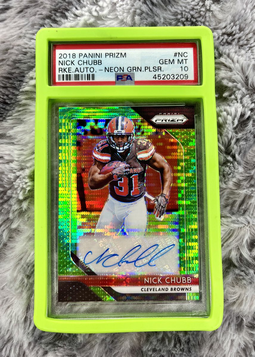 Nick Chubb 🤩 #whodoyoucollect #footballcards #thehobby