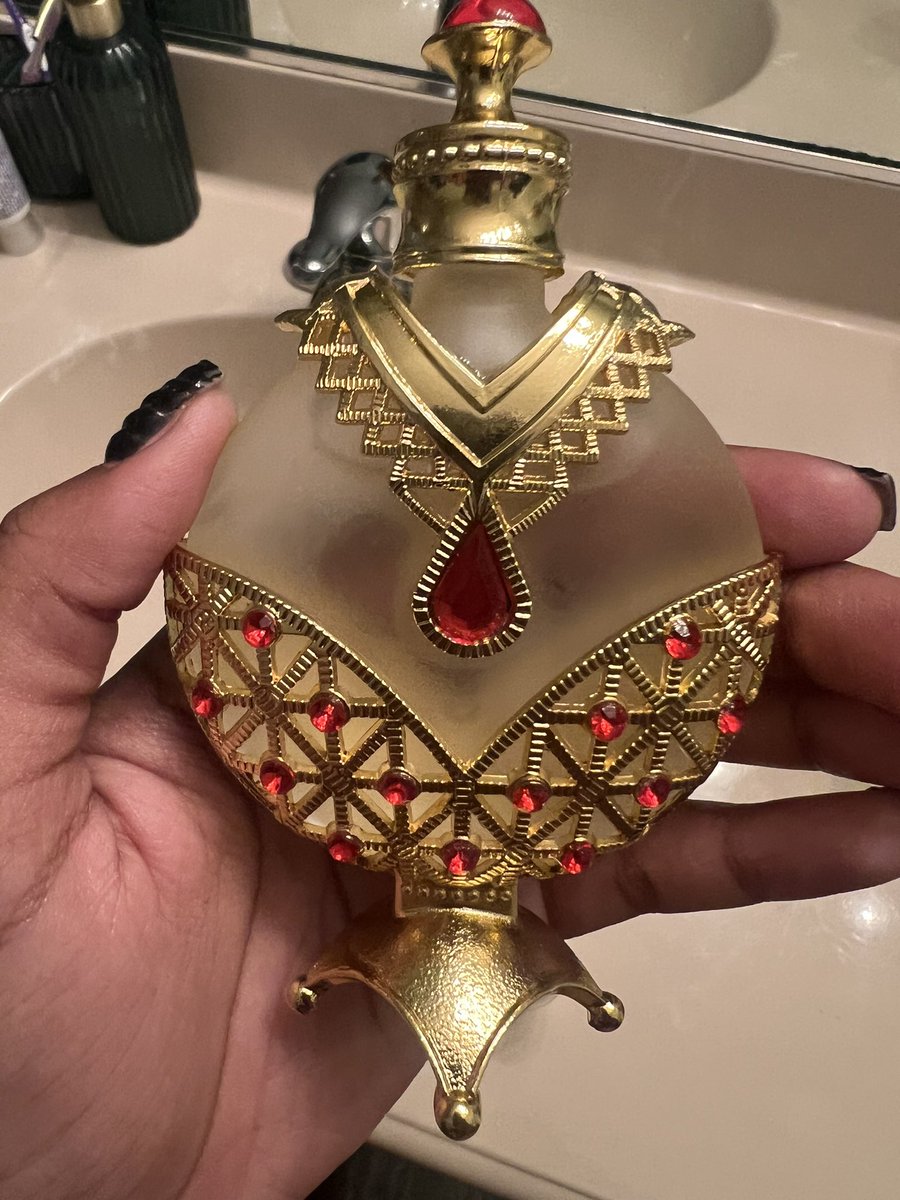 DRICKIPRINT's tweet image. Tiktok lied.. this shit smell like old lady