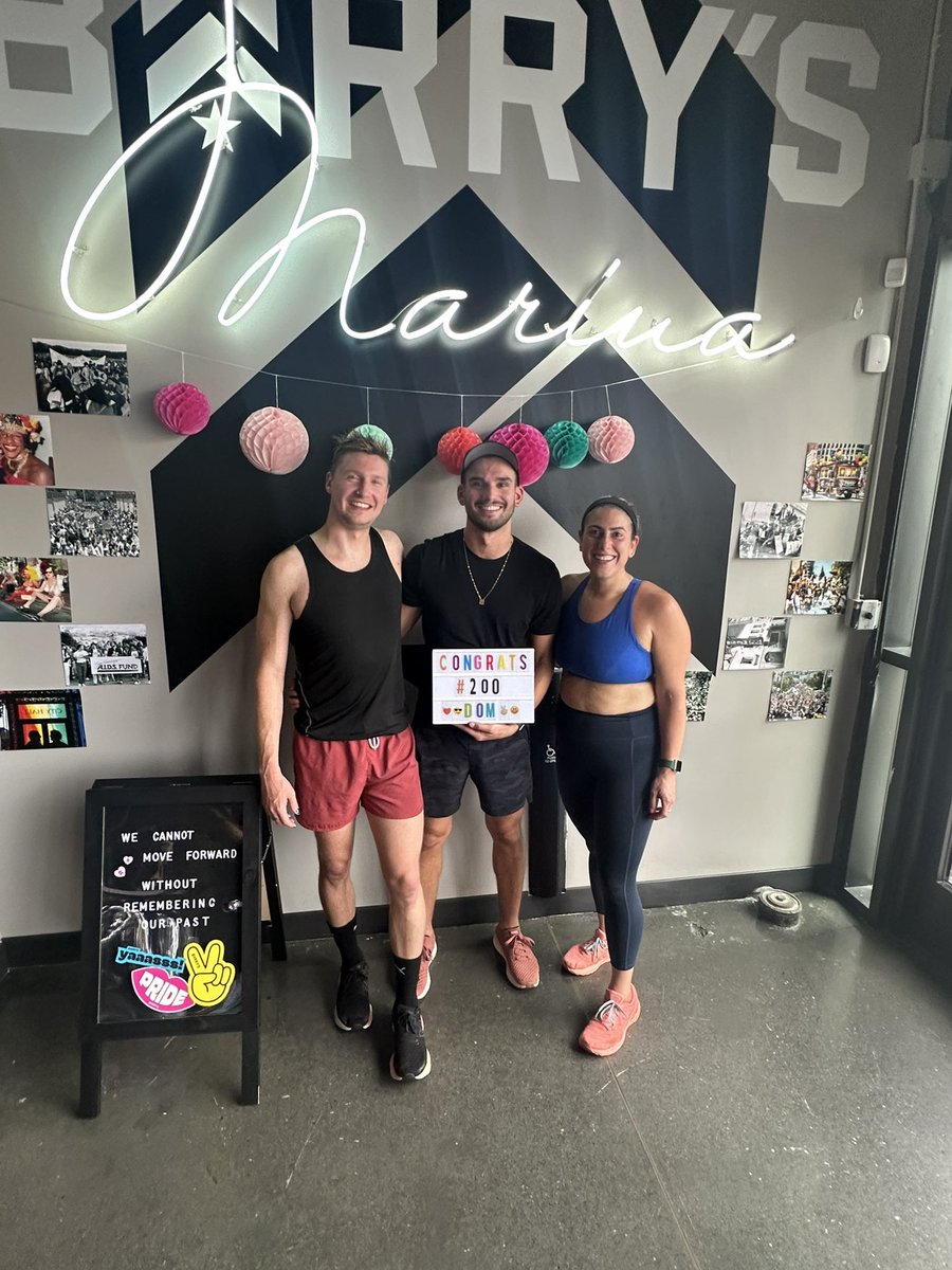 bigbostondom's tweet image. 200th Barry’s with the besties ★~(◡‿◕✿)