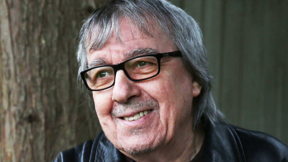 Bill Wyman has recorded his #RolllingStones's new track at the Metropolis Studios in London. 

“When Mick (Jagger) asked if I would play on one of the tracks in tribute to Charlie, of course I immediately said yes.'

#BillWyman #CharlieWatts 

(Via Variety)