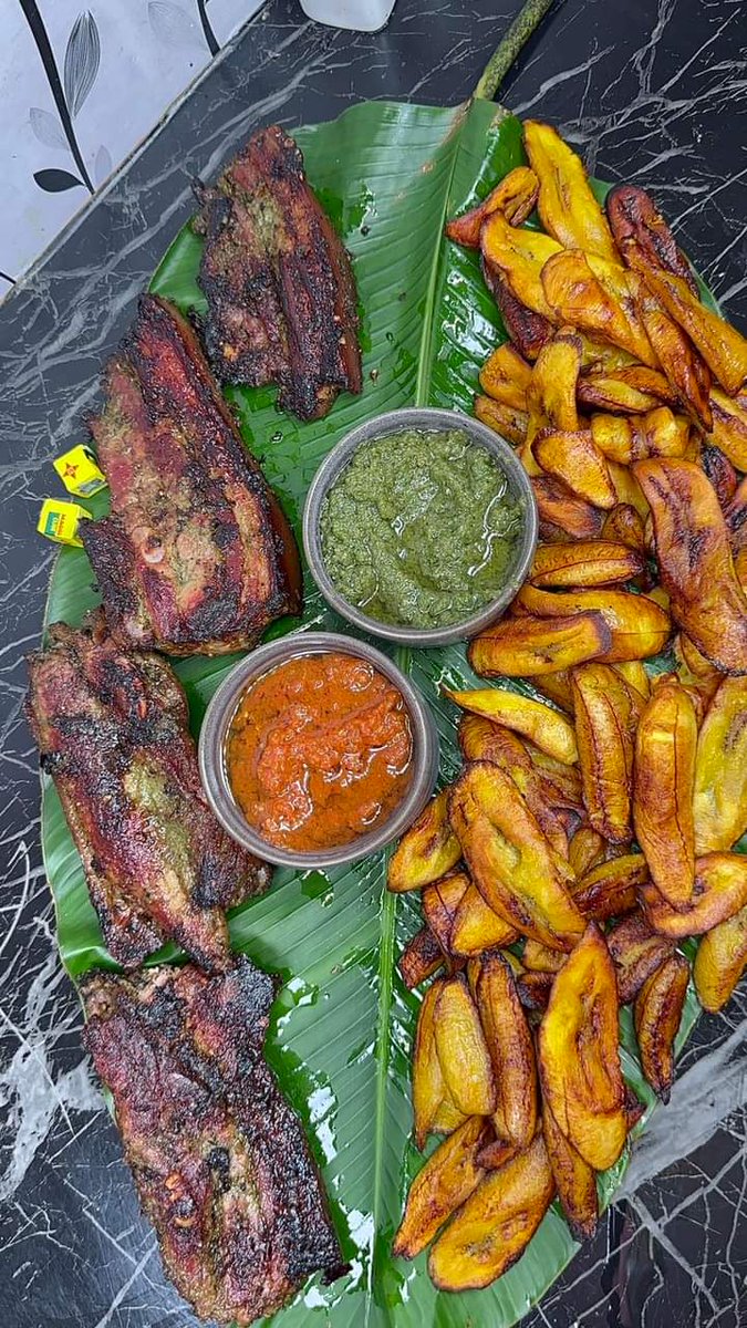 AllocoFast's tweet photo. Côtelettes de porc grillées X ALLOCO ❤️

GBOU OVERDOSE 🤣 https://t.co/5TLCxZvH7N