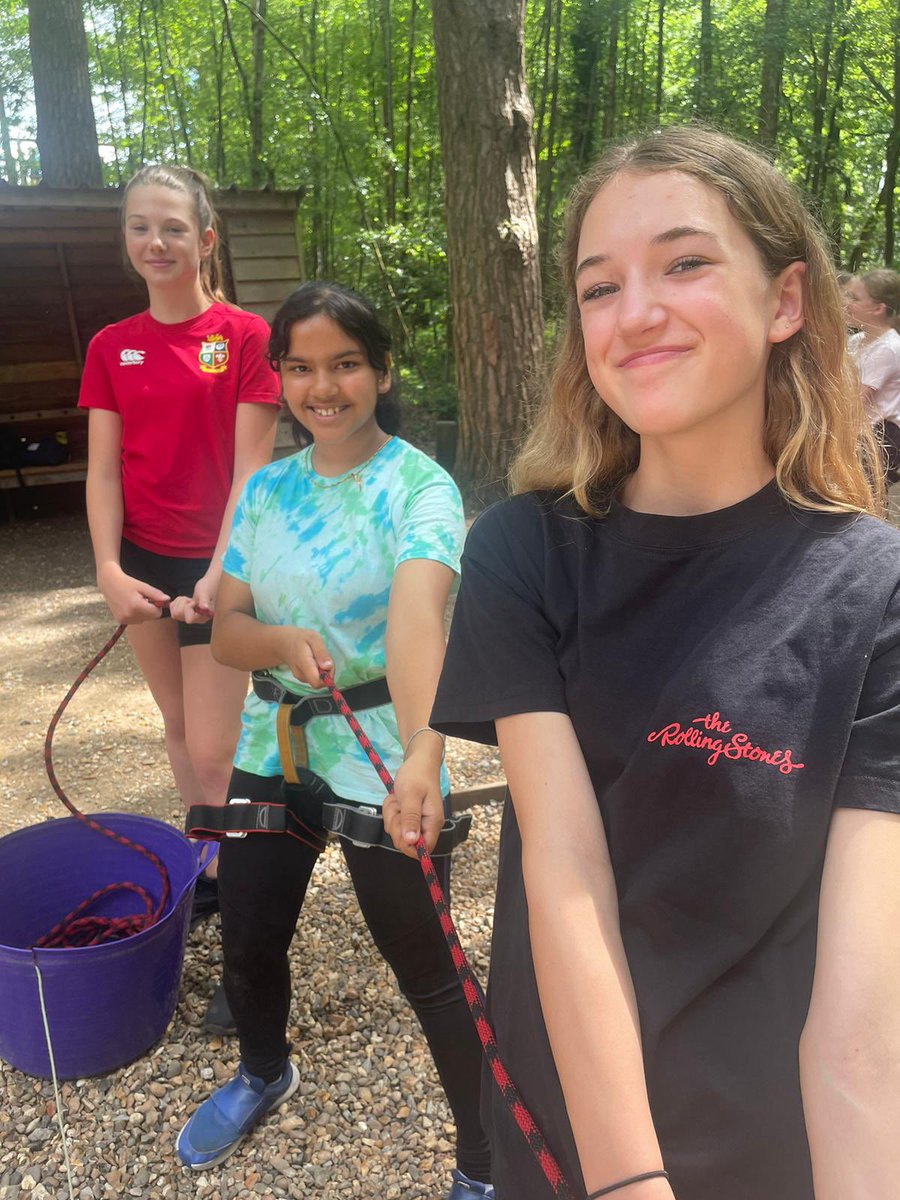 Pinner High School tweet media