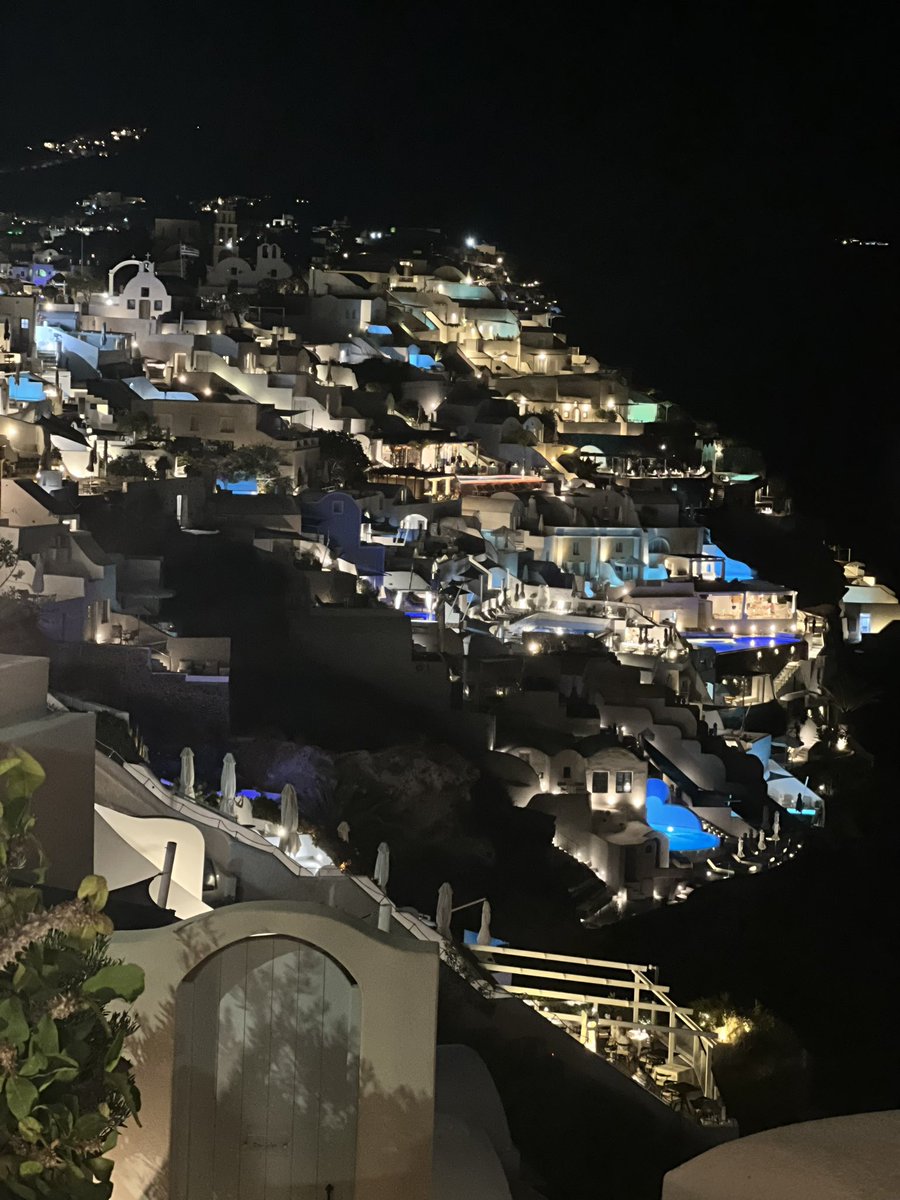 ChristineTzani's tweet image. Μαγεία …#santorinigreece #santorini #oia