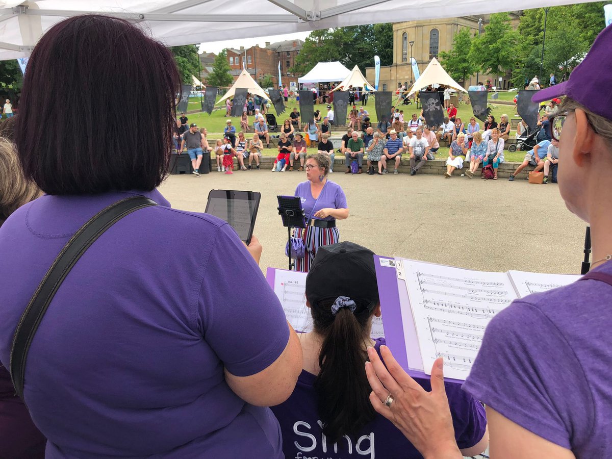 NadinePeatfield's tweet photo. Another great event today- @FurthestFromSea entertained #Derby all day and last night too. Proud to say I think this was my choir’s best performance to date! @SingFYS #derbados #furthestfromthesea #derbymusicscene https://t.co/sanlU5zrhx