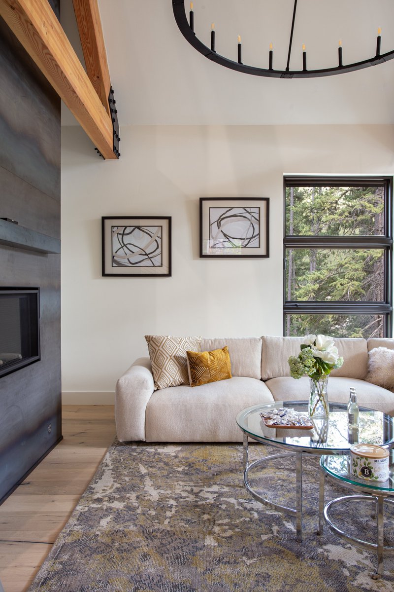 NadiaPalmaPhoto's tweet photo. New Home for sale in Breckenridge, CO! https://t.co/IZYb5vrf0p