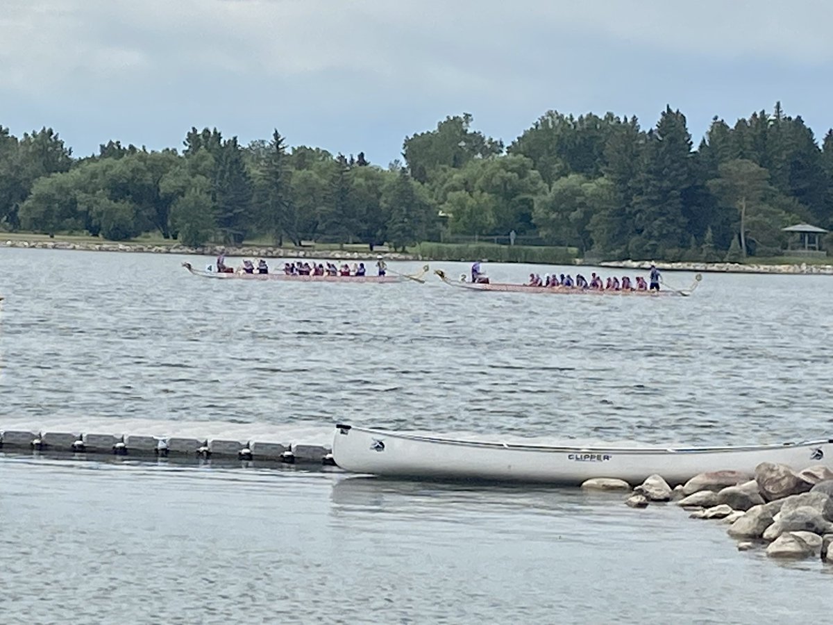 CCH Blue and CCH White Teams at this year’s Dragon Boat Festival! Both teams will row again tomorrow (Sunday) morning at 9:40! 1/2 #hs4