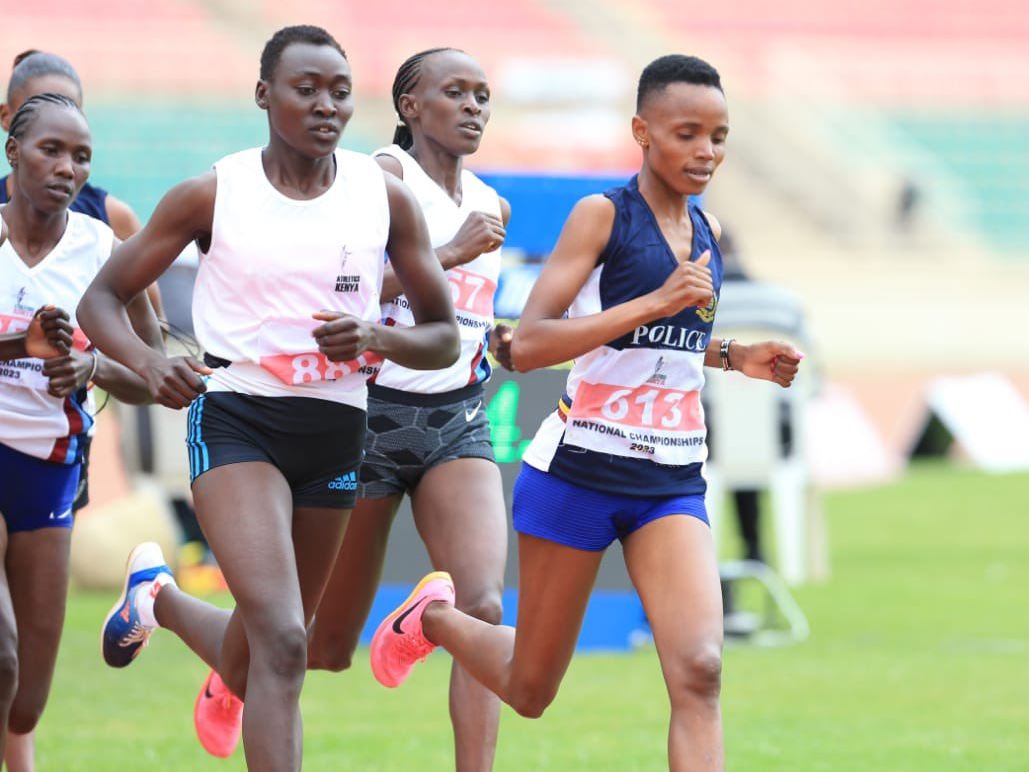 World 5,000m silver medallist Beatrice Chebet (Police) wins women’s 1500m in 4:06.09 at 2023 Kenyan Championships.

Miriam Cherop (Prisons) was 2nd in 4:07.14 with 2021 World U20 1500m champion Purity Chepkirui (South Rift) third in 4:07.63.

#AKNationalChampionship #Kenya