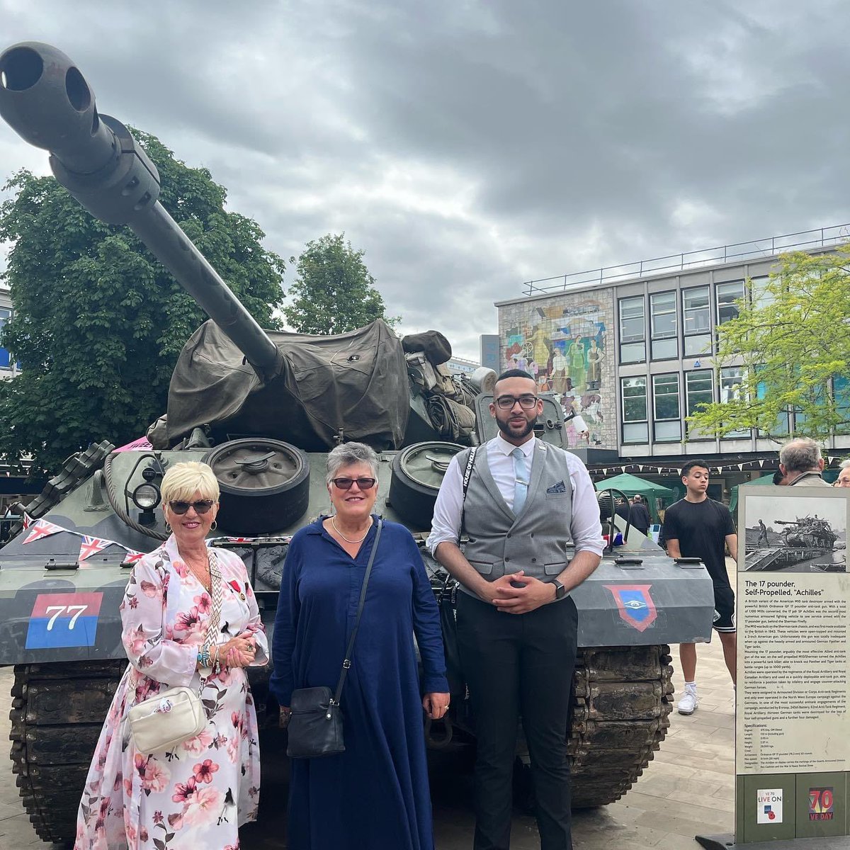 M_Humberstone's tweet photo. No better use of my time than to be out celebrating the finest troops in the world, at Stevenage #ArmedForcesDay - thank you for your unyielding service, commitment and sacrifice. 

We are forever indebted to you, for everything that you do for our nation 🇬🇧 https://t.co/IXtndKJH9g