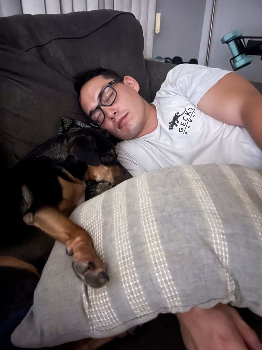 dannyschlag's tweet photo. Doggone tired. 🐶😴 https://t.co/Slk85o09gJ