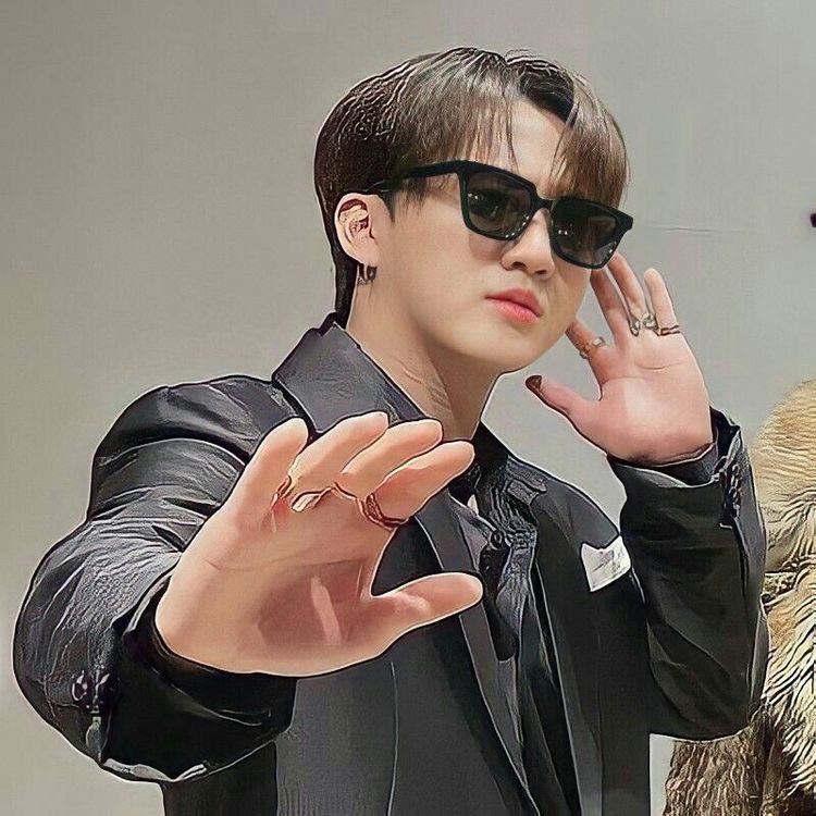cscbthinker's tweet photo. 😎

#SCOUPS #CHANGBIN #에스쿱스 #창빈 https://t.co/IILNOwZhGs