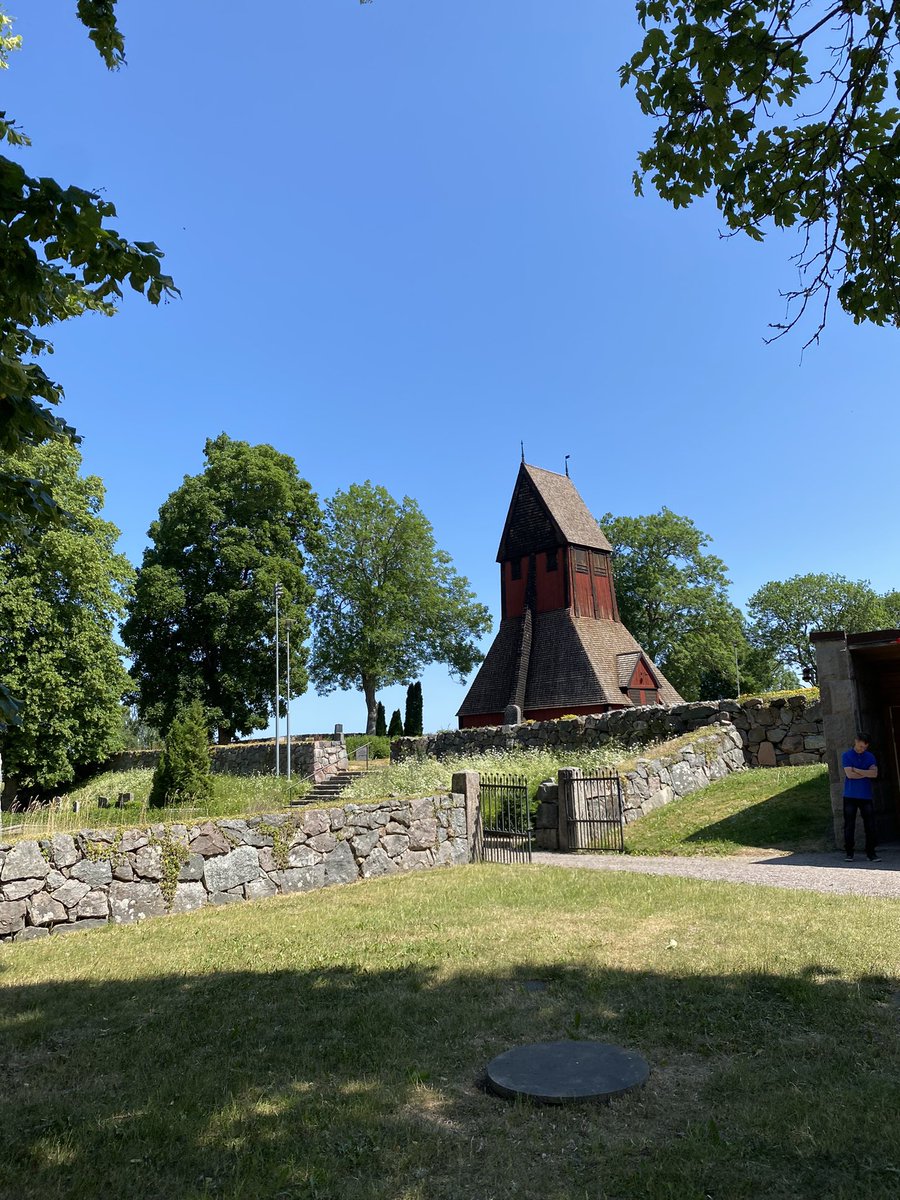 OliveHigham's tweet photo. Huge highlight - visiting over midsommar meant we got the chance to visit Gamla Uppsala for their celebrations which I studied in my second year History course at Durham, wove our own crowns &amp; walked through the nature reserves back to the city! https://t.co/4EFejRkJBC