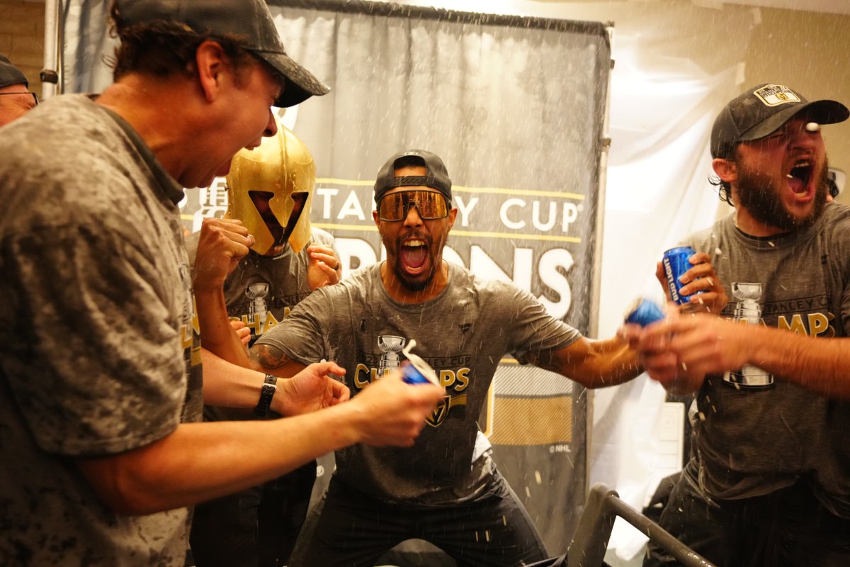 GoldenKnights's tweet photo. It was the party of a lifetime 😎🍾 https://t.co/9d02EaobXo