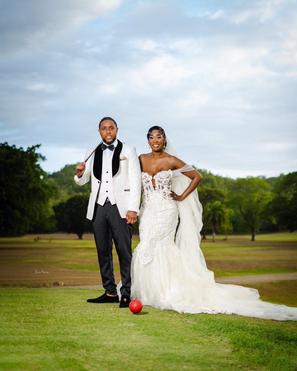 deanbartley_'s tweet photo. All is fair in love and golf β³οΈ
#DeanBartley #Photography #Photographer #Photo #PicOfTheDay #PhotoOfTheDay #FormalSession #WeddingPhotographer #Wedding #WeddingDress #WeddingSuit #Bride #Groom #JamaicanPhotographer #Flowers #MrAndMrs #Love #Beauty https://t.co/JEmRUuc5Me