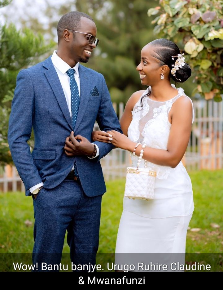 MUTESI SCOVIA on Twitter "Ubu ntiturisomye ?oswaki Annemwiza