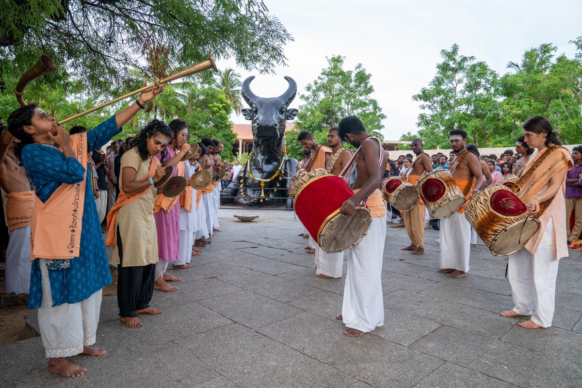 Sadhguru tweet media