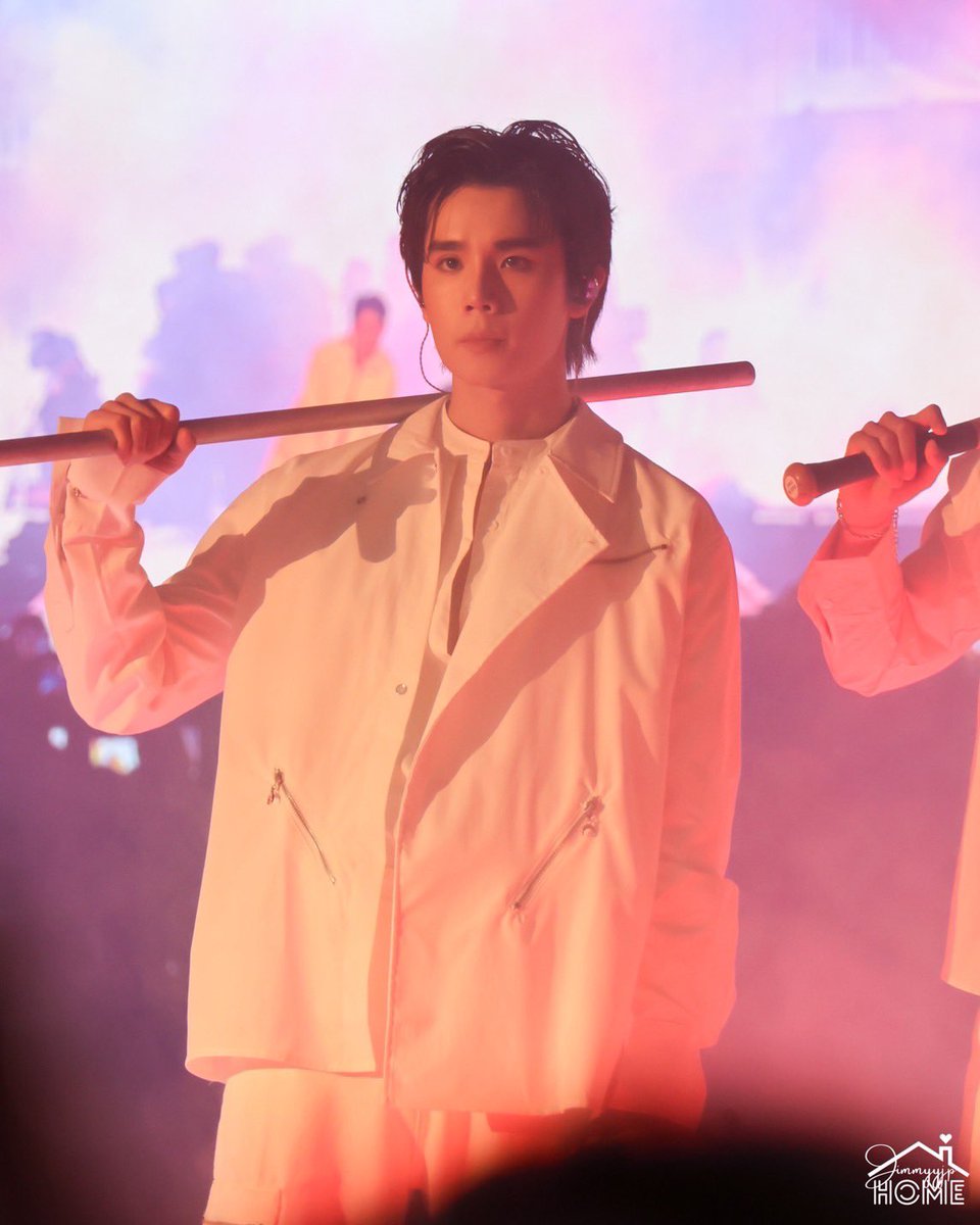 JimmyyjpHome's tweet image. รู้เพียงในตอนนี้เธอคือ my life 

@jimmyyjp_
#Jimmyyjp
#LOLFanFest2023D1