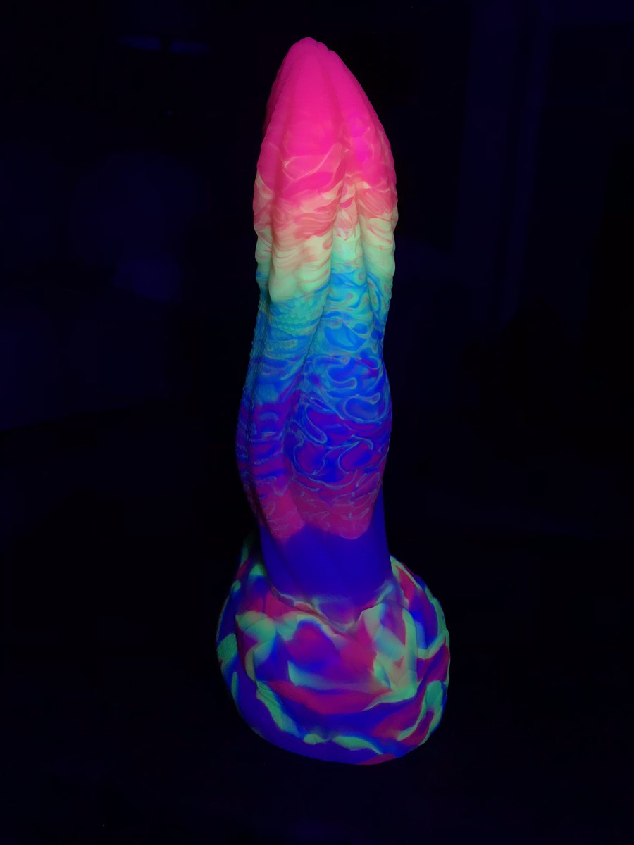 bdhoarder's tweet photo. Uv Pics🌈 https://t.co/ei05RYy7L9