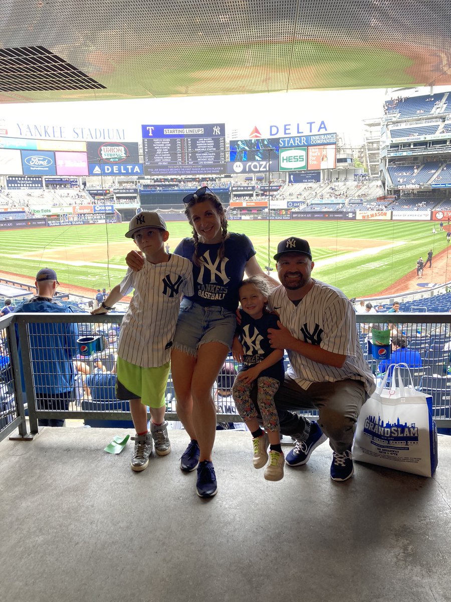 First trip with the kids to Yankee Stadium to cheer the Yanks to a victory! #pinstripepride <a href="/YESNetwork/">YES Network</a>