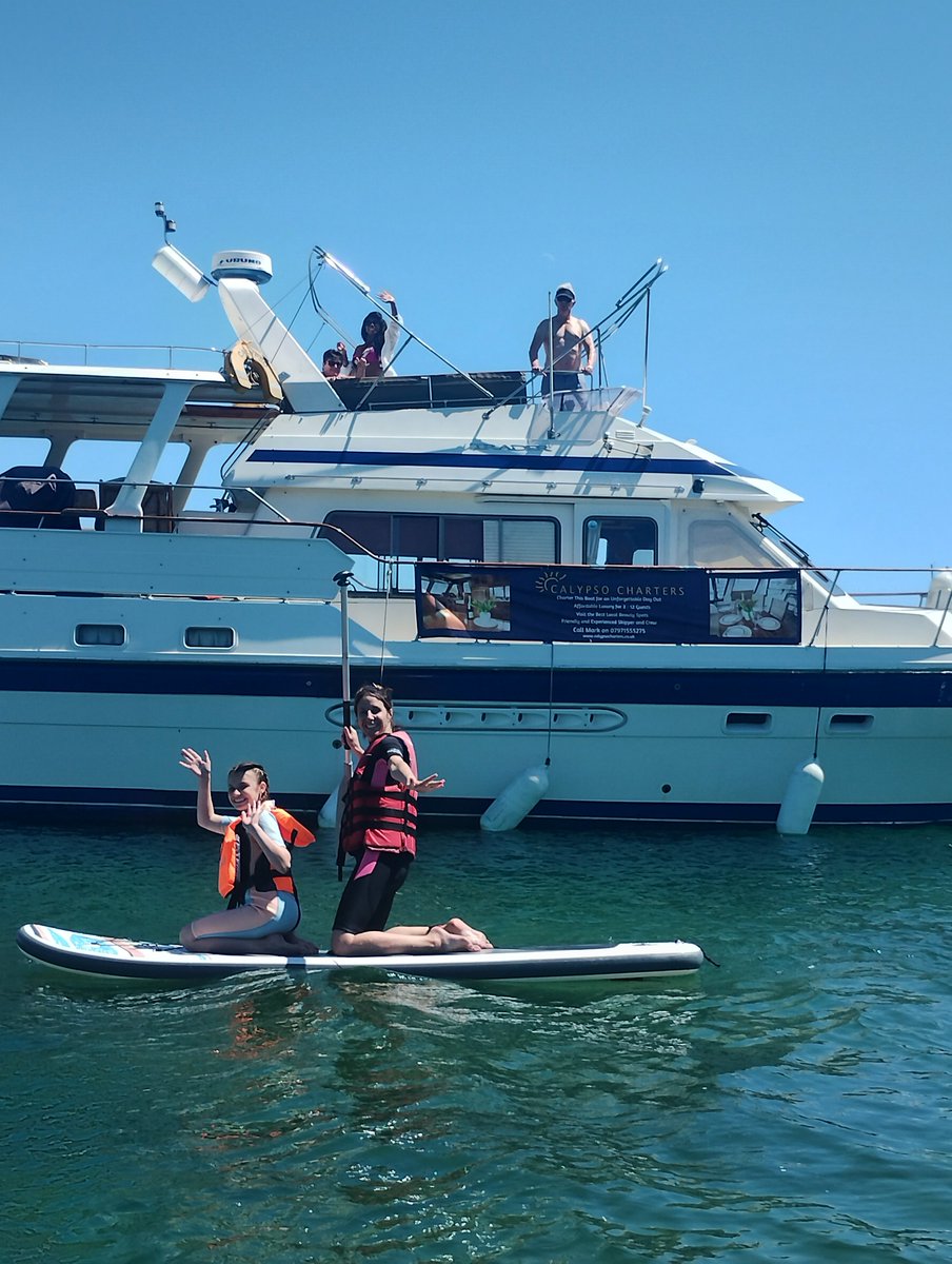 ChartersCalypso's tweet image. Fabulous day hire aboard #motoryachtcalypso with our wonderful returning guests.