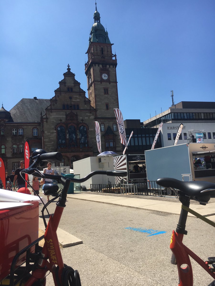 DrPongs's tweet photo. #Dienstfahrrad
#Radentscheid #Mönchengladbach @radentscheidmg
Wieder sehr erfolgreich Unterschriften gesammelt!
Heute: #Turmfest #Rheydt am 24. Juni 2023.
@rponline @Radio901MG @WDRaktuell @ADFCNRW @adfc_mg @aktuelle_stunde https://t.co/Poh06FcvUT