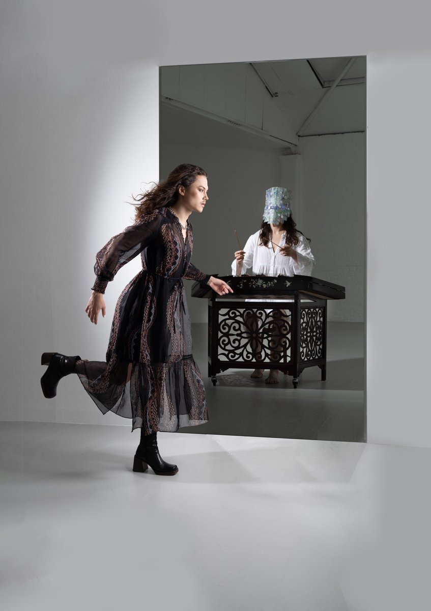 My next show in London is YANG QUEEN, an extravaganza about the heartbreaking beauty of change. Yangqin x band x video art x animation x movement x new songs. Presented by <a href="/tangramsound/">Tangram</a> 

Thu 31 Aug and Fri 1 Sept <a href="/lsostlukes/">LSO St Luke's</a> 

tix £12/£9: tinyurl.com/yangqueen

📸 Bill Knight