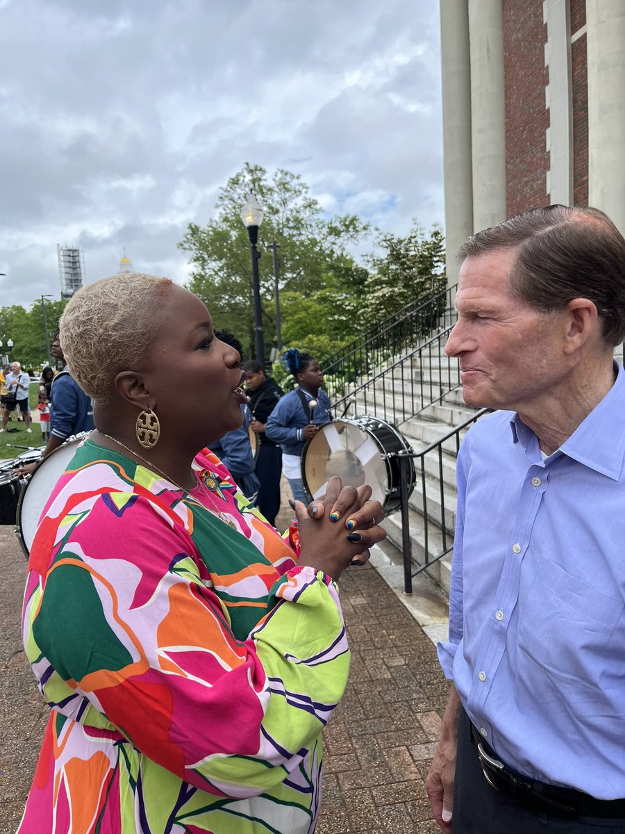 Michele Rayner (She/They/Tired) tweet media