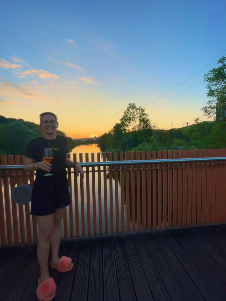 JanineGriesser's tweet photo. Cheers to #Bitcoin 🥂
Cheers to @lesfemmesorange 🧡 https://t.co/ta26jJNclK