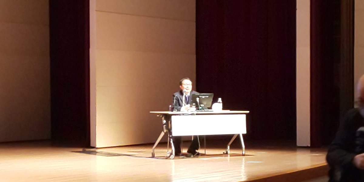 JSOT2027's tweet photo. #東大薬学部 の #脳科学者 #池谷裕二 先生による #特別講演 2
#6月19日 (月) 午後3時から #パシフィコ横浜 会議センター #第1会場 にて行われ、講演後に木製感謝状贈呈。
講演中で来年の福岡にも来ます❗️とお言葉頂きました😆
#jsot2023 #学術集会 #第50回日本毒性学会学術年会 #VOD公開予定無し https://t.co/H0M5I0MqWS
