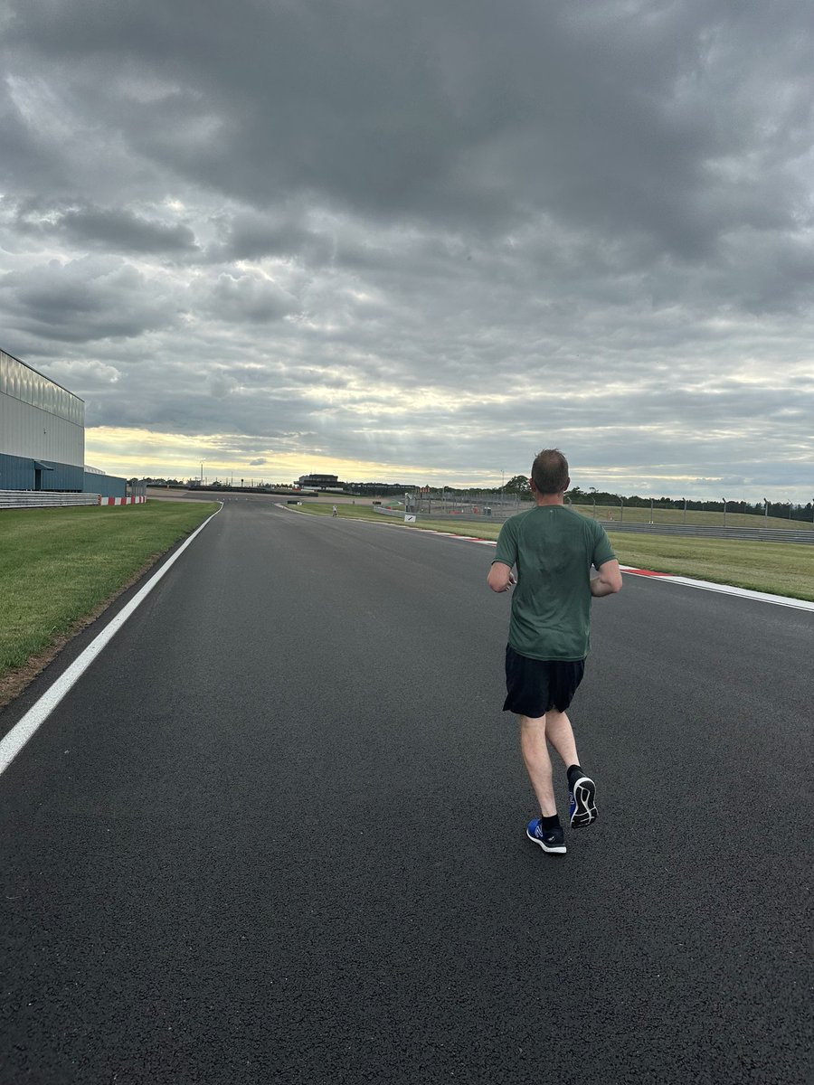 TomkiTek's tweet photo. All set up and a run round the track. Splendid. All ready for racing at Donington tomorrow π
#tvr #vixen #nft #racecar #classiccar #70s.roadsports #builtnotbought #fuel #garage #carfilm #youtube #hscc #repsol #rebuild #fordcrossflow https://t.co/VqDf4MzZtQ