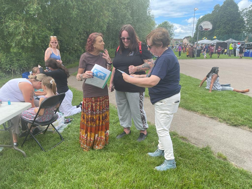 Dr Joan Bailey MBE FRSA DL 🇻🇨 (@jdbailey19) on Twitter photo Fabulous day at Lewsey Community Festival. <a href="/TheSLP1/">The SLP</a> and <a href="/SandraNiAodha/">Sandra Ni Aodha</a> launched our new cultural diversity project. Loved that the local Cllrs and the Mayor got involved with our community quiz <a href="/lutoncouncil/">Luton Council</a> #DiversityandInclusion #culture #cohesion Fabulous day at Lewsey Community Festival. <a href="/TheSLP1/">The SLP</a> and <a href="/SandraNiAodha/">Sandra Ni Aodha</a> launched our new cultural diversity project. Loved that the local Cllrs and the Mayor got involved with our community quiz <a href="/lutoncouncil/">Luton Council</a> #DiversityandInclusion #culture #cohesion
