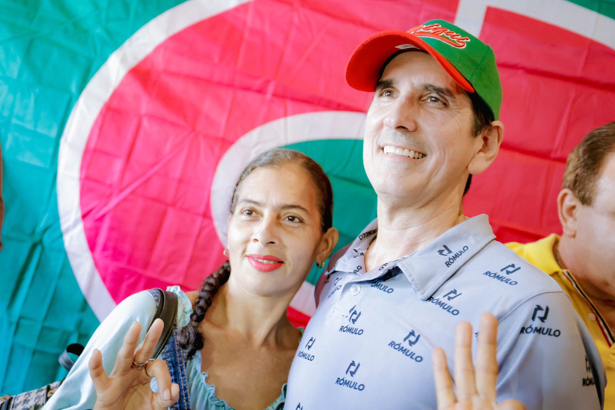 Puerto Armuelles ha estado abandonado a pesar del potencial que tiene. Nosotros tenemos un compromiso, vamos a hacer las cosas bien, pero para poder hacerlo tenemos que ganar las elecciones del próximo 9 de julio dando gancho al 3.

¡Vamos a definir el futuro de Panamá!