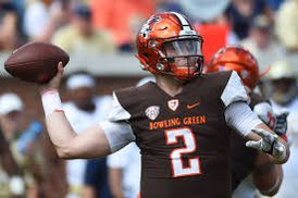 Blessed to receive my first Division 1 Offer to Bowling Green‼️@MsgrFarrellFB @JoeMento @coachbwhite7 @coachloefflerbg @CoachParnese66