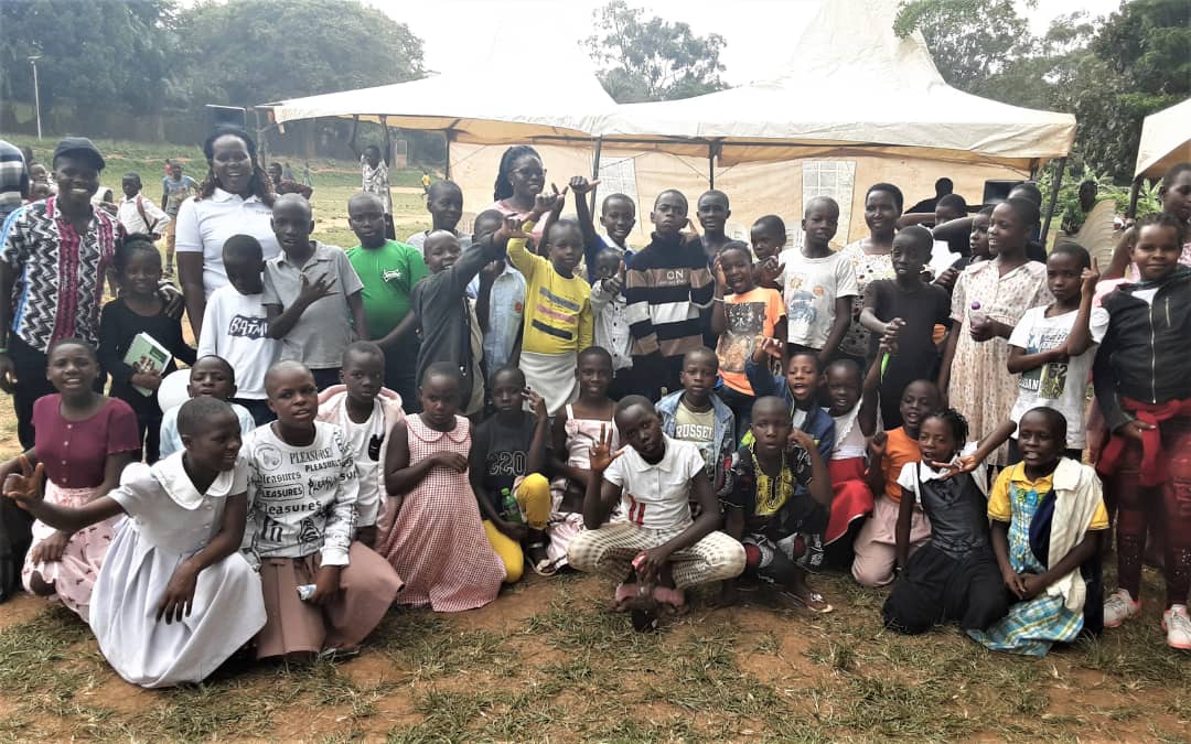 AreaKampala's tweet photo. Today KAFOC celebrated Day of African child under the Theme "Promoting and Protecting children Rights in the Digital era." Poems were presented by the children cautioning the parents about need for their guidance amidst this technological advancement. https://t.co/LOuIDzcgGV