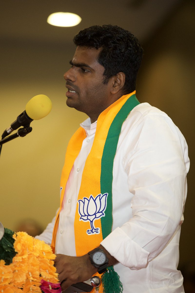 annamalai_k's tweet image. Thanks to Thiru @vijai63 avl (In-charge of @BJP4India foreign affairs dept), Thiru @kuldeep51025028 avl (President of @OFBJPUK), Dr Varadarajan avl (Convenor of @OFBJPUKTN) for organising this event and Thiru @sara_rasi for coordinating. (2/2)