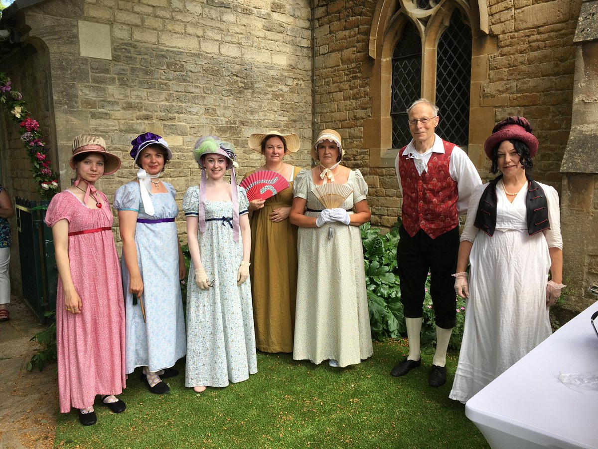 GeorgetteOxford's tweet photo. Really proud of all of the Georgettes Dancers, dancing our first display dance at St Peter’s Wolvercote today
#Regency #18thCentury #RegencyDance #RegencyFashion #HistoricalDance #Playford #Purcell #summerfete #Summerday #OxfordDance https://t.co/bm9xBnEwzq