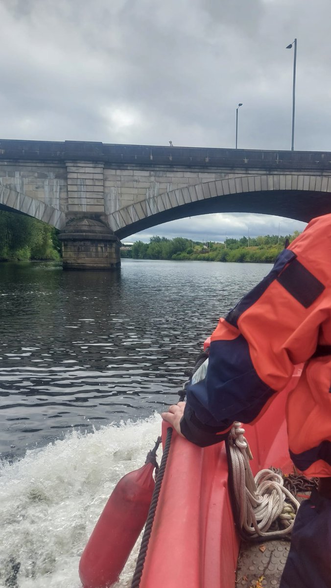 Our search dog teams were afloat on the Clyde today giving the dog the experience of boarding vessels and going ashore onto pontoons, riverbanks, etc. Thank you to our friends @GHSLifeguards for their time and use of their boats.
