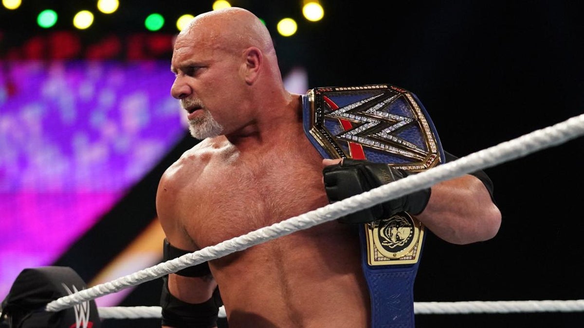 @ChandranTheMan What's even crazier, Goldberg has wrestled AND been World Champion in 4 different decades!
